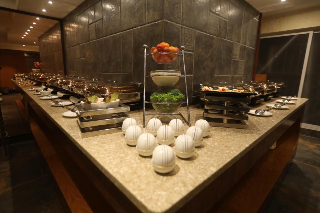 Hotel Cliffton Мумбаї Екстер'єр фото